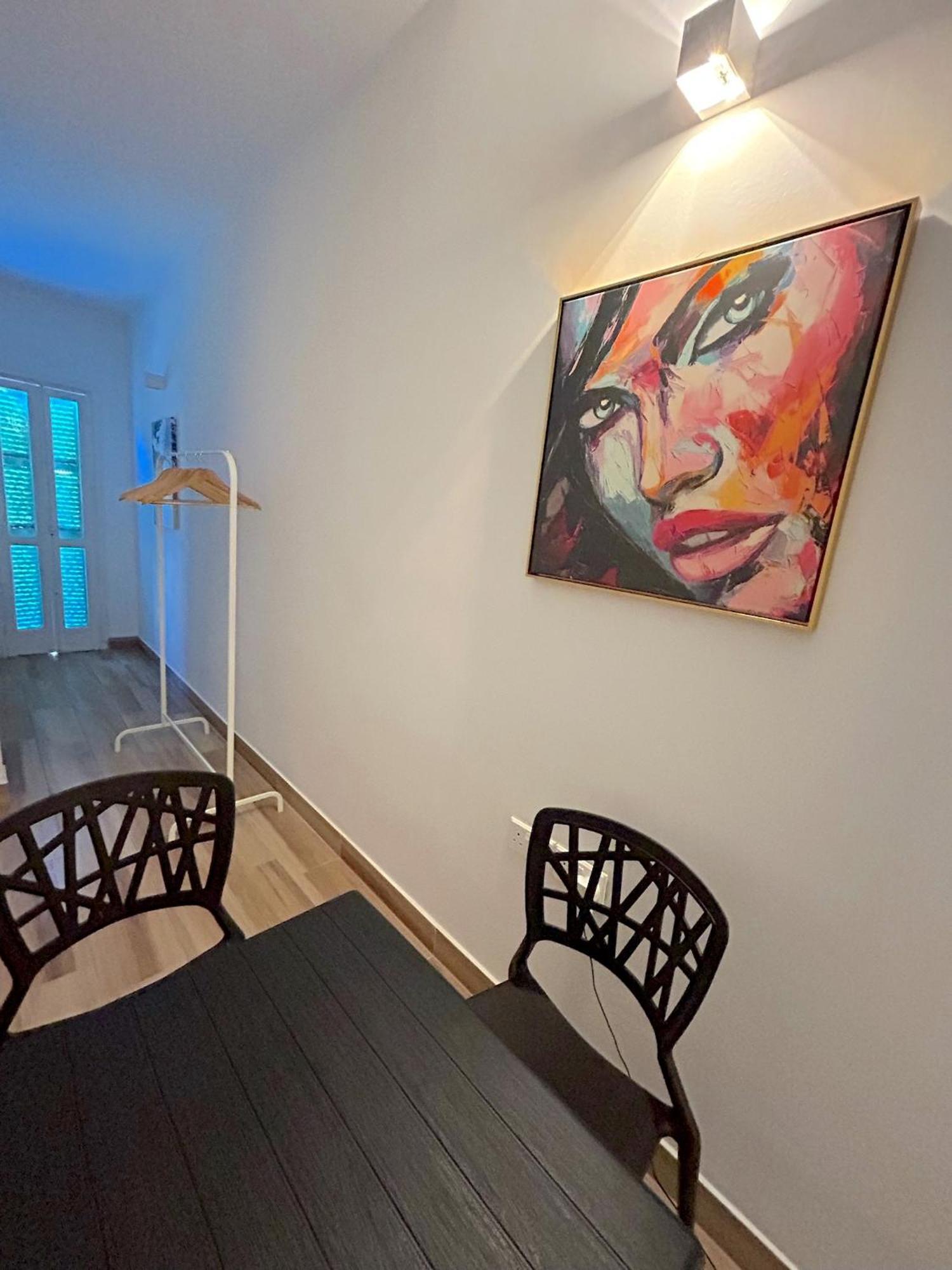 Queen Regina Suites By Platform 357 尼科西亚 外观 照片