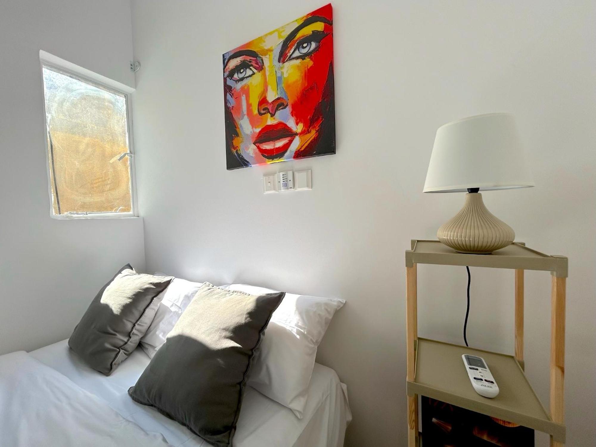 Queen Regina Suites By Platform 357 尼科西亚 外观 照片