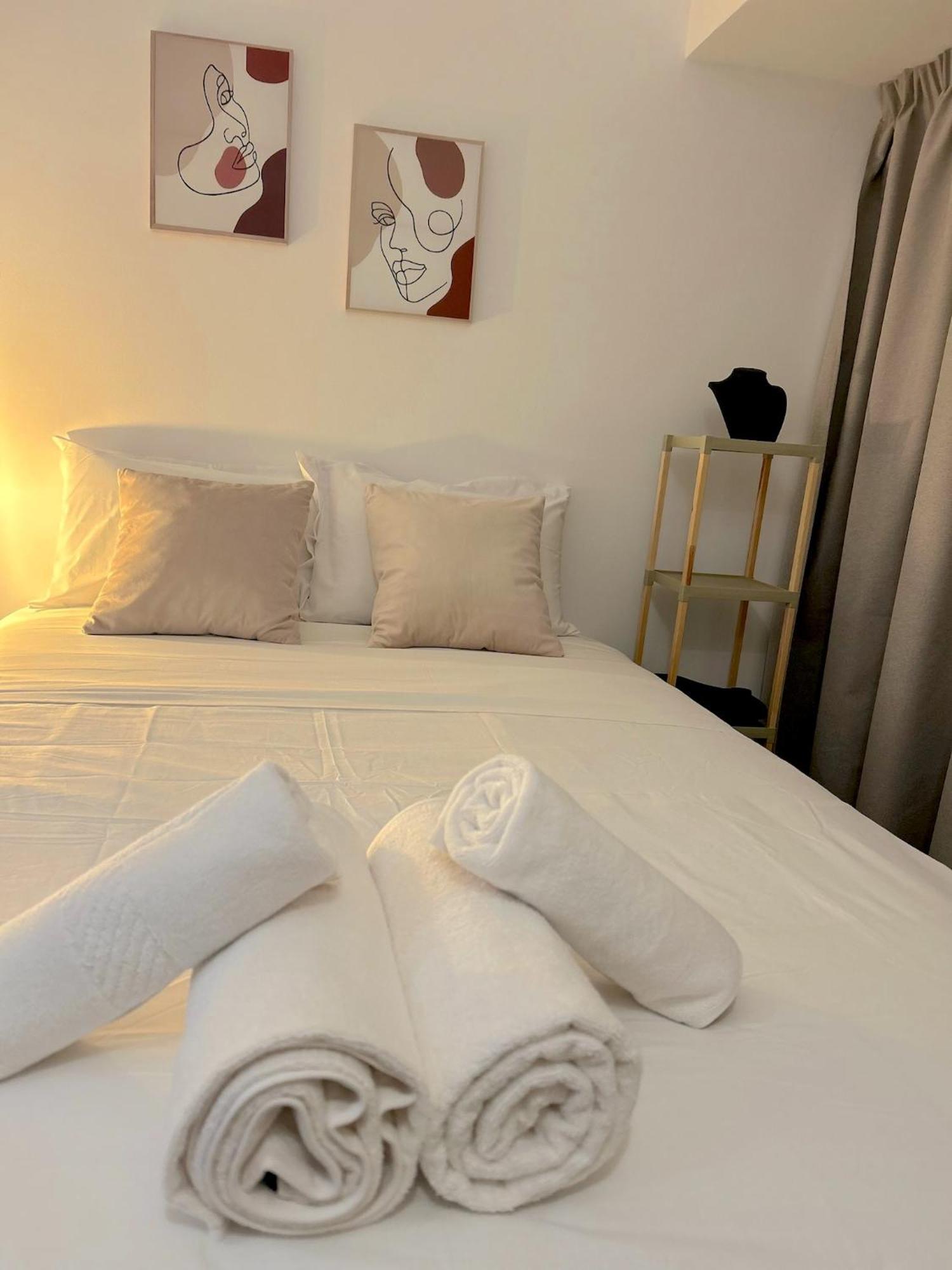 Queen Regina Suites By Platform 357 尼科西亚 外观 照片