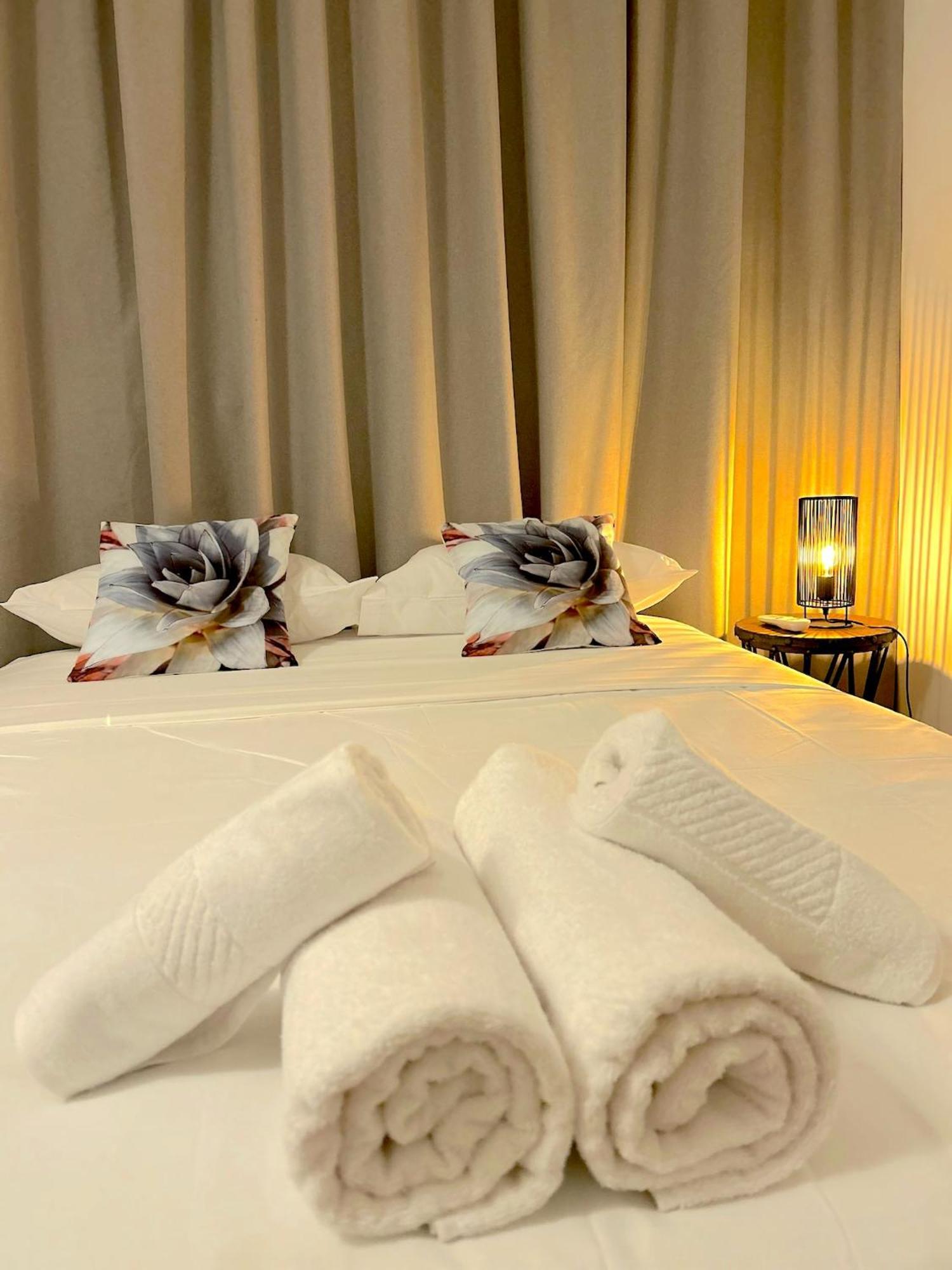 Queen Regina Suites By Platform 357 尼科西亚 外观 照片